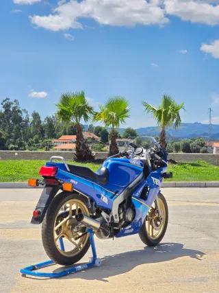 Yamaha TZR 125 88" Azul e Dourado