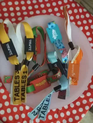 Pulseras Elrow y Tables