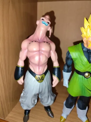 Figura Goku Super Saiyan Blue