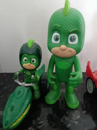 Muñecos Pijamas Héroes en Patinetes