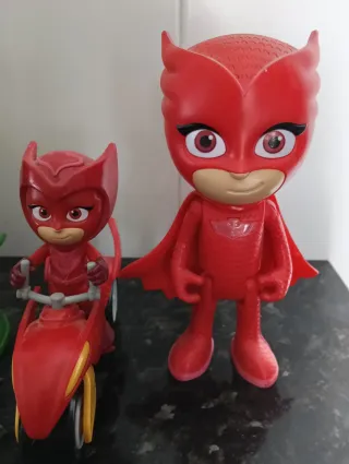 Muñecos Pijamas Héroes en Patinetes