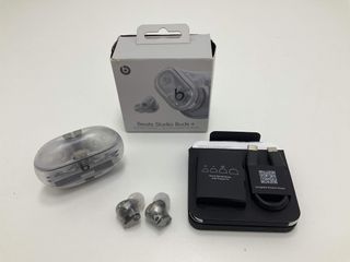 in-ear beats studio buds plus