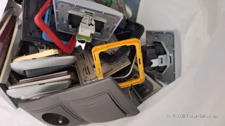 Lote variado de artículos eléctricos