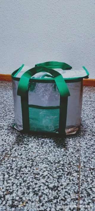 Bolso Nevera Playa Camping Verde y Plateado