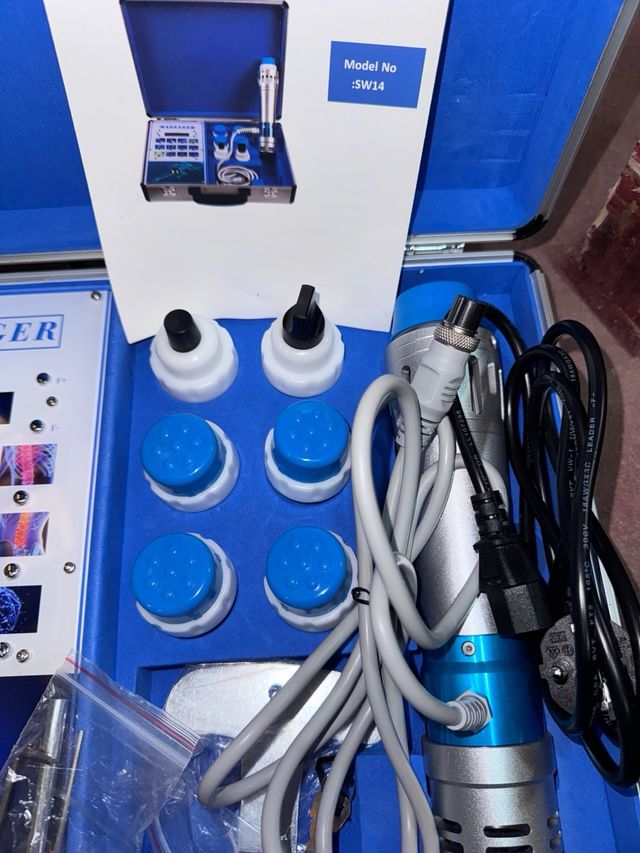 Máquina de Terapia de Ondas de Choque Portátil