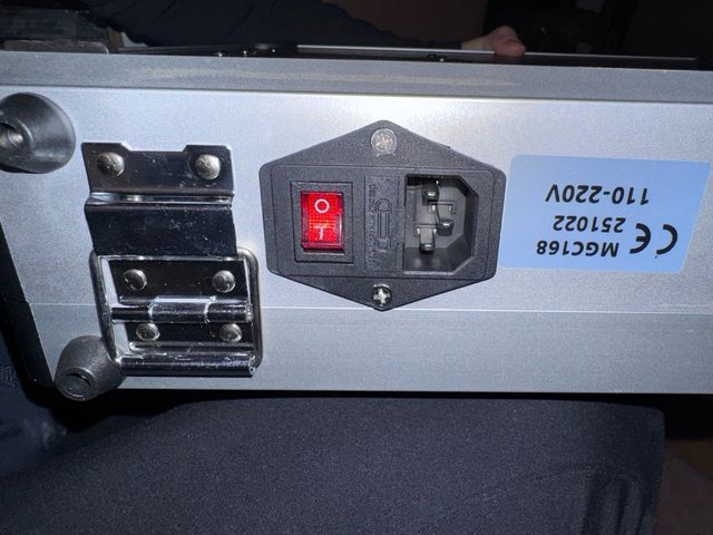 Máquina de Terapia de Ondas de Choque Portátil