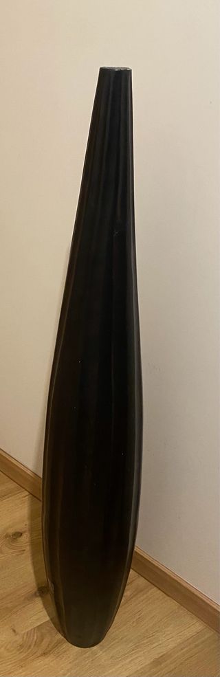 Jarrón alto negro para suelo