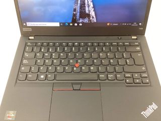 pc portatil lenovo t495