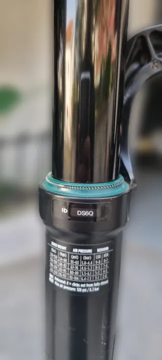 Suspensão FOX 36 Performance Elite 29 170mm GRIP2