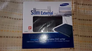 Grabadora DVD Externa Samsung SE-S084 Slim