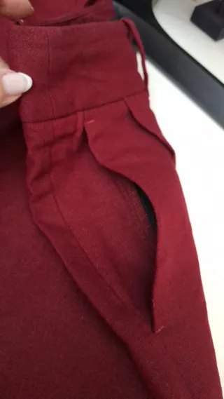 Bermuda Talla 40 Granate