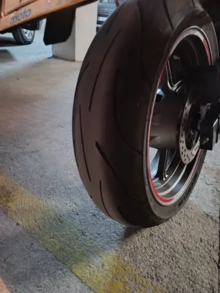 Kawasaki Z750S Negra