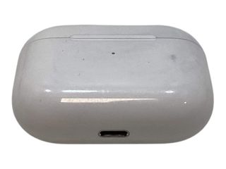 in-ear apple airpods pro