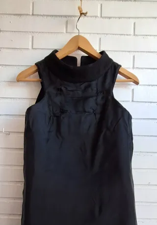 Vestido pichi negro de Hoss