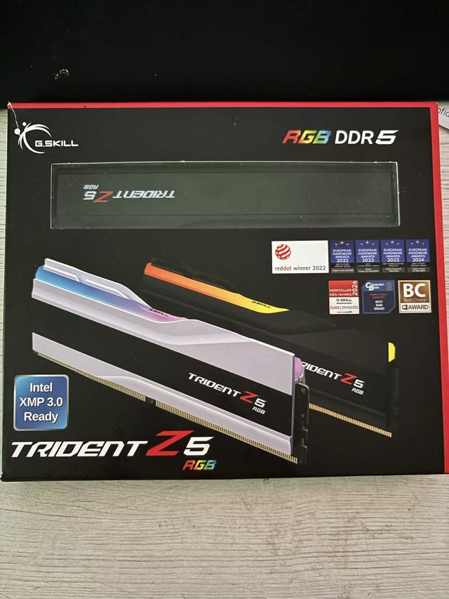 Kit memoria ram DDR5 G.SKILL Trident Z5 RGB 16x2
