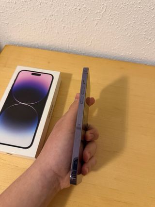 iPhone 14 Pro Max Morado