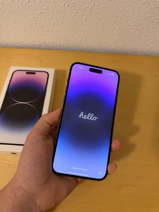 iPhone 14 Pro Max Morado