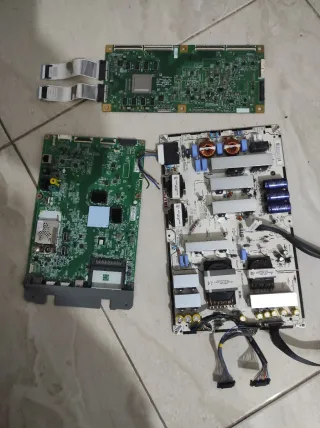 Riparazione di schede elettroniche per lavatrici, frigoriferi e microonde