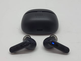 in-ear jbl tune beam 2