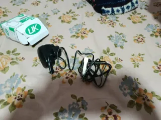 Cuatrimoto infantil azul y naranja