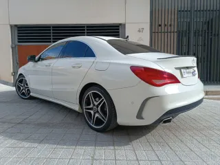 MERCEDES CLA 200 AMG LINE Automatico
