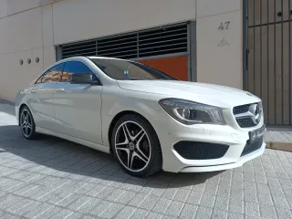 MERCEDES CLA 200 AMG LINE Automatico
