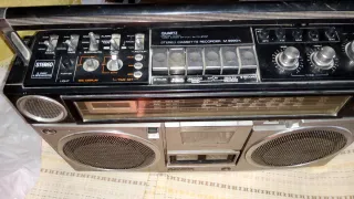 Boomboxes. Radiocasete Sanyo Vintage