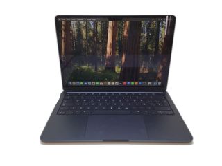 portatil apple apple macbook air m4 10-core 4.4 13 (10gpu) (2025) (a3240)