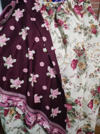 Falda huertana con pañoleta de regalo