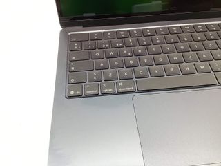 portatil apple apple macbook air m4 10-core 4.4 13 (8gpu) (2025) (a3240)