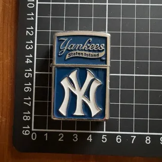 Liquidazione accendini tipo Zippo