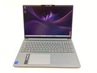 pc portatil lenovo 83hs