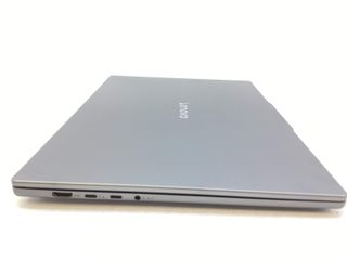 pc portatil lenovo 83hs