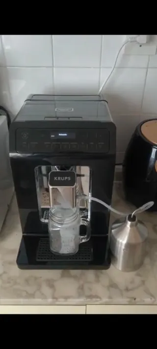 Cafetera Súper Automática Krups Ea8918