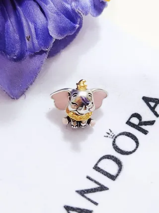 Charm Dumbo Disney, de plata y esmalte con brillo