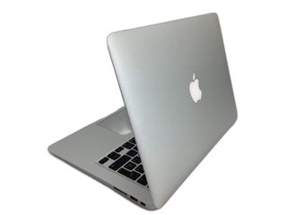 portatil apple apple macbook air core i5 1.3 13 (2013) (a1466)