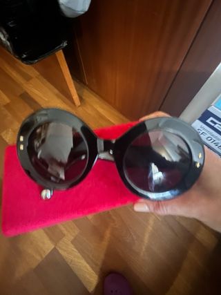 Gafas de sol Carolina Herrera negras