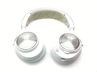 diadema steelseries arctis nova pro