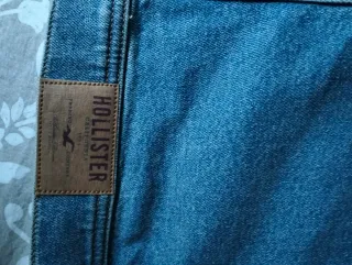 Chaqueta vaquera Hollister con capucha, temporada
