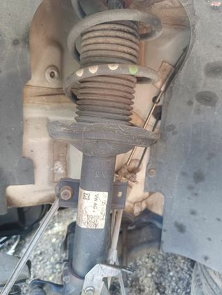 Amortiguador seat 1274326 2q0413031an ibiza (kj1)