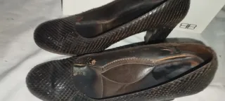 Zapatos marrones cocodrilo tacón 7 cm