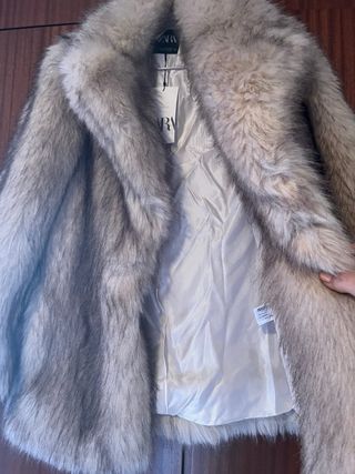 Abrigo pelo Zara Beige/Gris