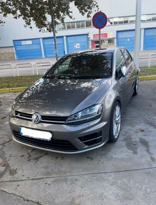 Volkswagen Golf R 2015