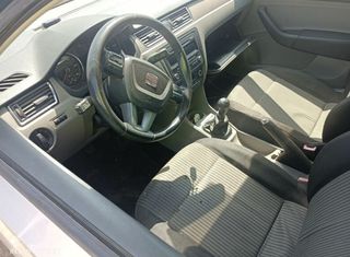 1317579 5jb867012 guarnecido puerta seat toledo