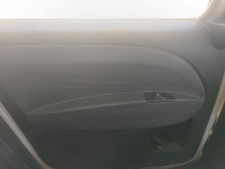 Guarnecido puerta fiat 735518800 doblo my 1336523