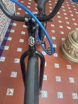 Bicicleta BMX Negra no