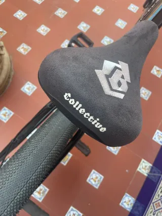 Bicicleta BMX Negra no