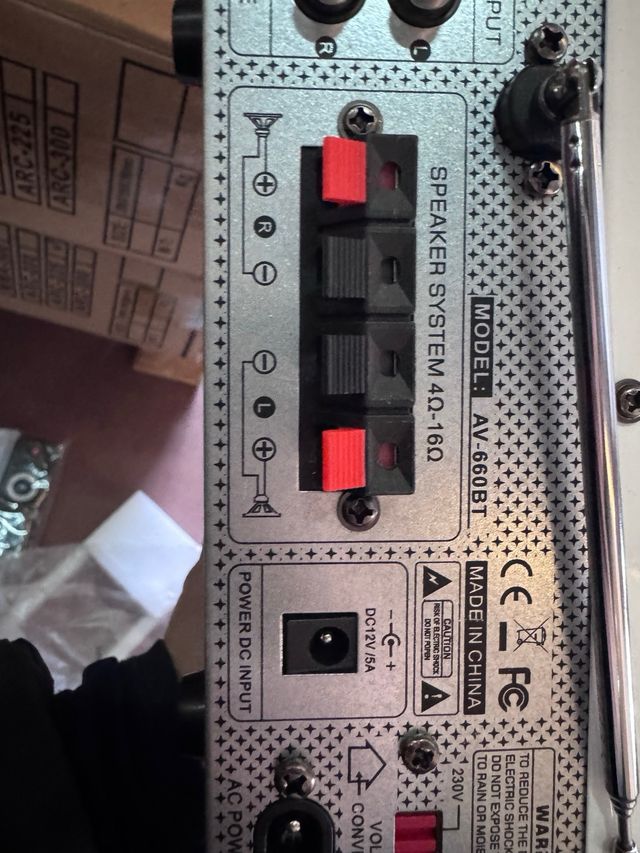 Amplificador Estéreo Sunbuck AV-660BT Bluetooth