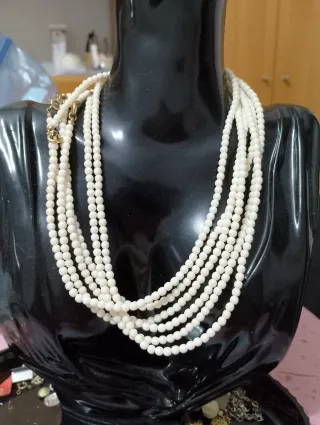 Set 6 collane simil avorio anni '80