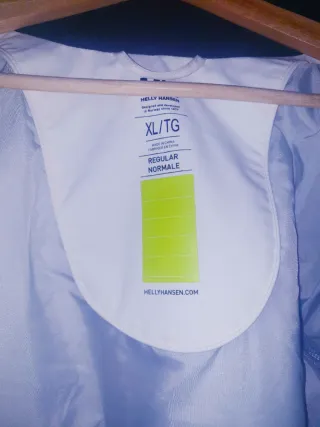 Chaqueta Helly Hansen Unisex Blanca y Azul